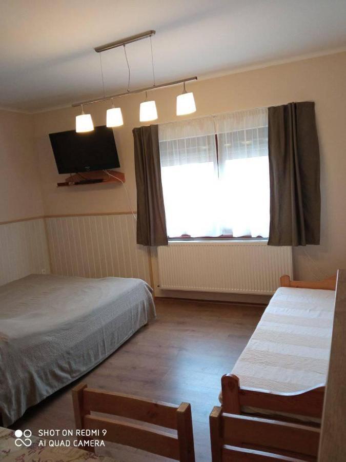 Besenyei Apartman Sárvár Dış mekan fotoğraf